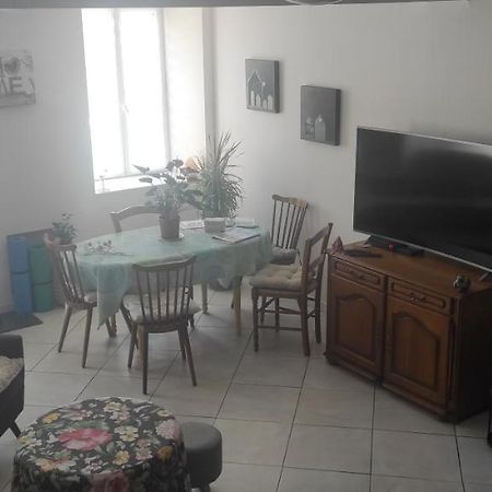 Les Plaisirs De La Ruralite Apartment Vendresse Ngoại thất bức ảnh