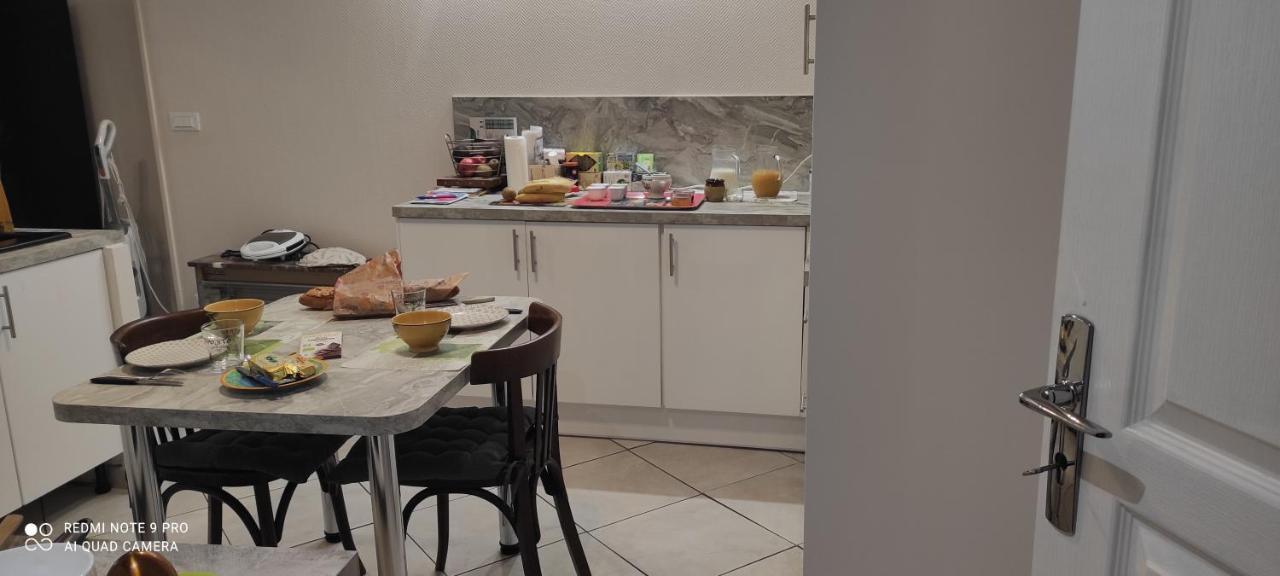 Les Plaisirs De La Ruralite Apartment Vendresse Ngoại thất bức ảnh