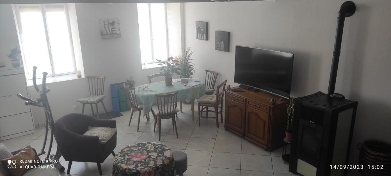 Les Plaisirs De La Ruralite Apartment Vendresse Ngoại thất bức ảnh